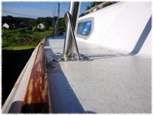 The final life line installed on the O'day 22.  Now ready for the summer.