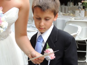 Ben reading a congratulation card before the ceremony.