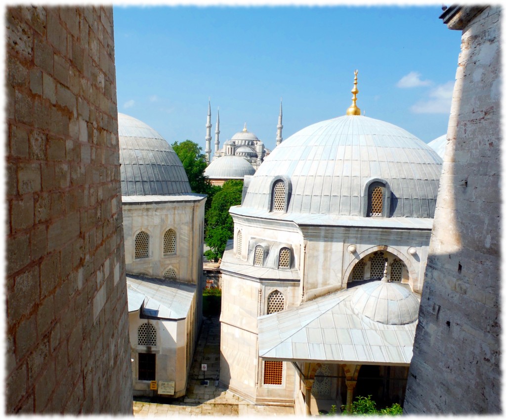 A view of the Blue Mosque from the Ayasofia